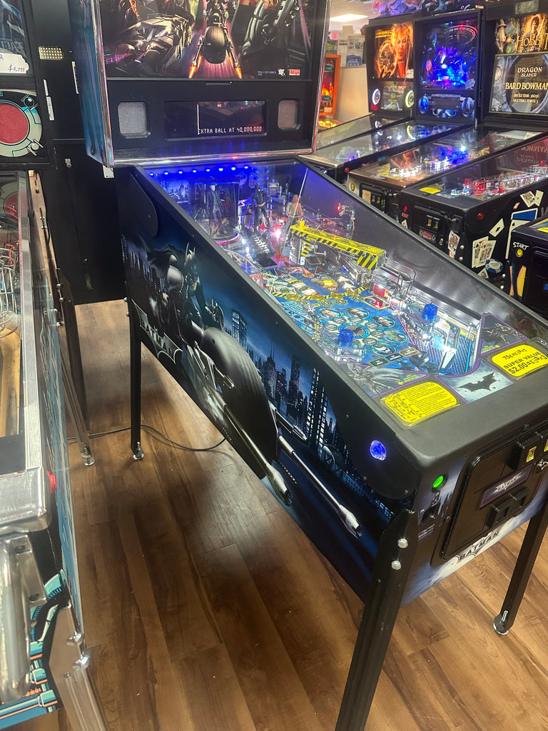 Stern Pinball Batman The Dark Knight Pinball Machine for sale ()