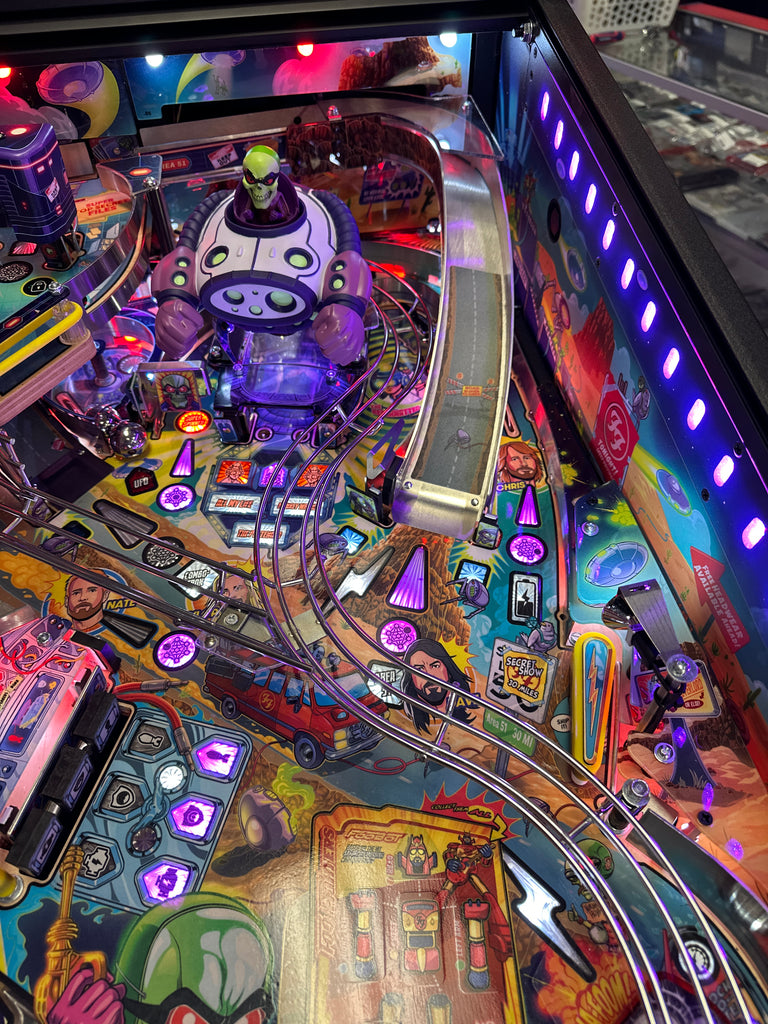 Stern Pinball Foo Fighters Premium Pinball Machine for sale ()