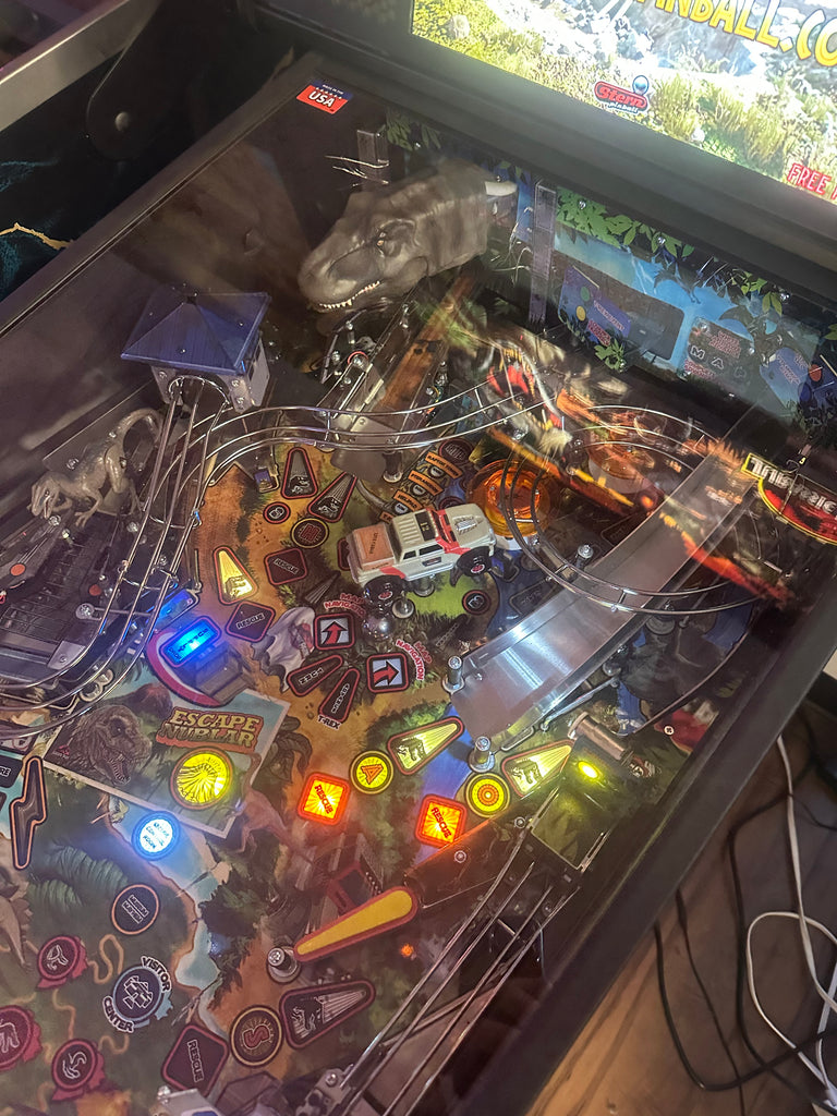 Stern Pinball Jurassic Park Premium Pinball Machine for sale ()