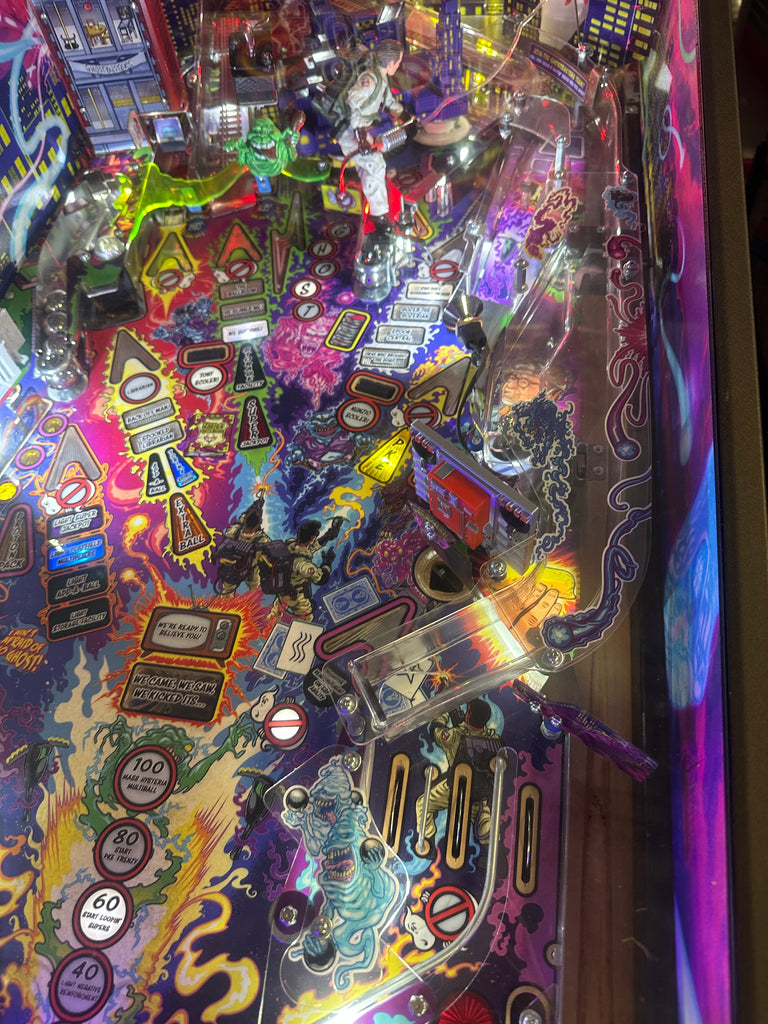 Stern Pinball LOADED Ghostbusters Pro Pinball Machine for sale ()