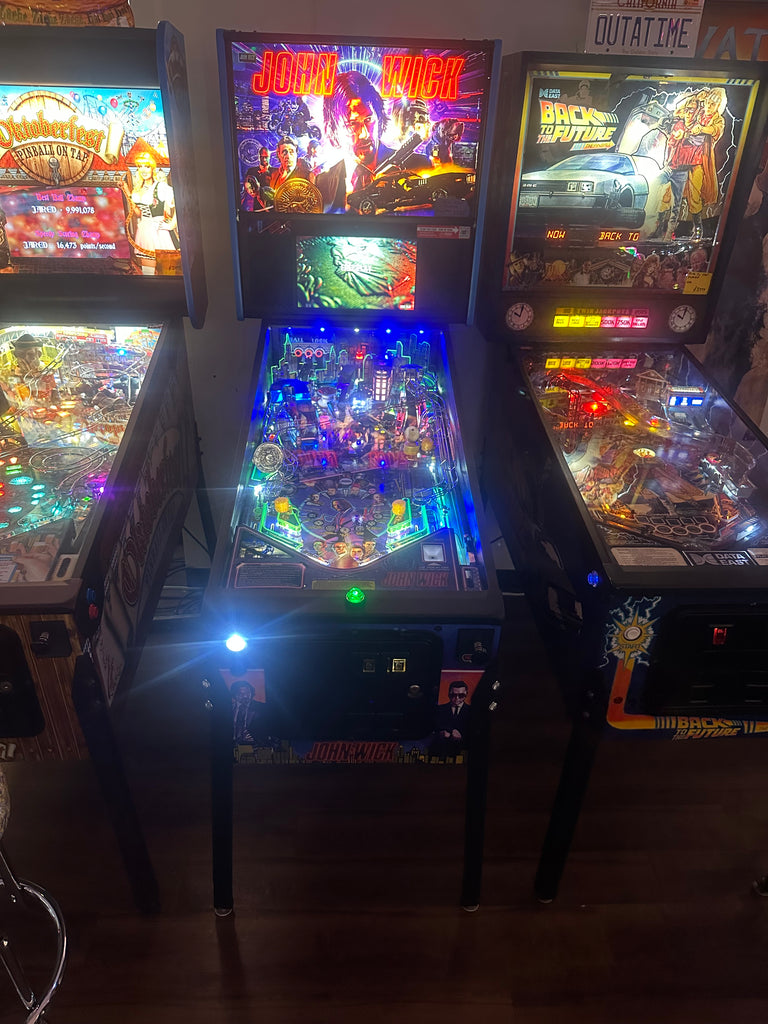 Stern Pinball LOADED John Wick Premium Pinball Machine for sale ()
