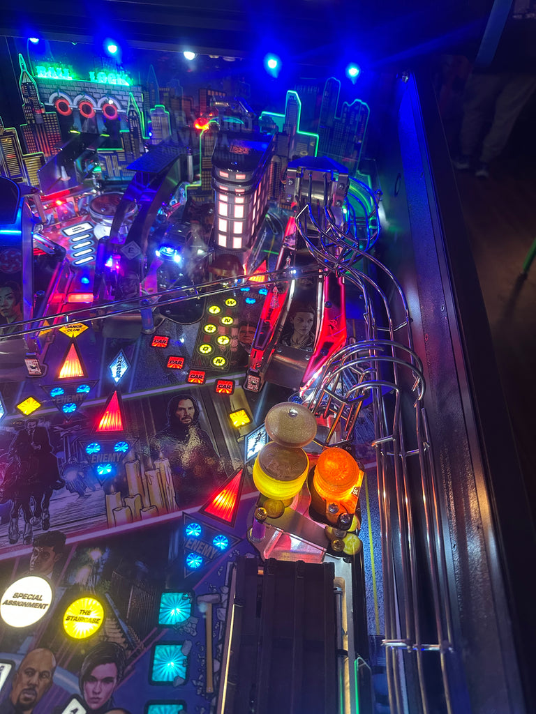 Stern Pinball LOADED John Wick Premium Pinball Machine for sale ()