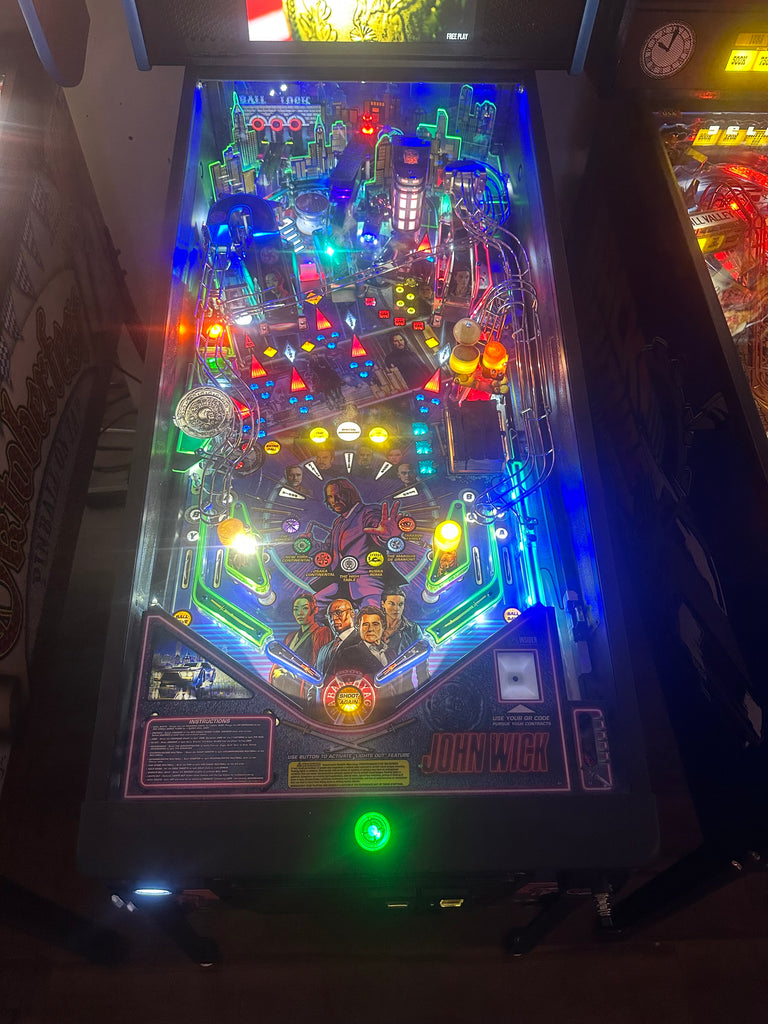 Stern Pinball LOADED John Wick Premium Pinball Machine for sale ()