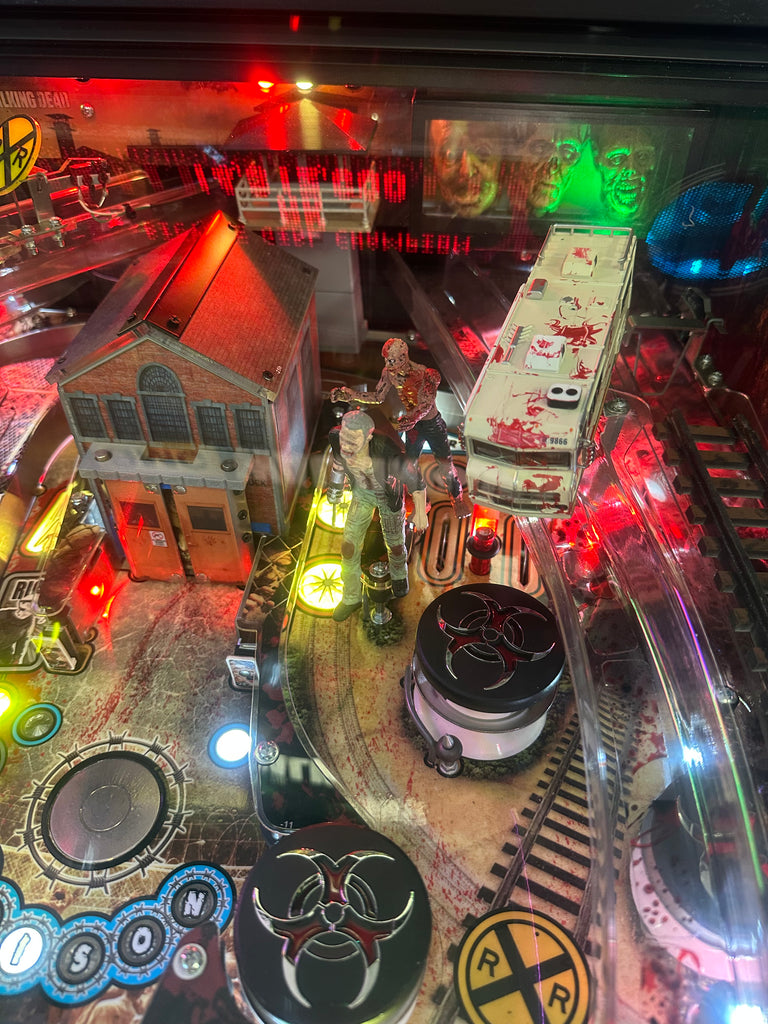 Stern Pinball LOADED The Walking Dead Premium Pinball Machine for sale ()