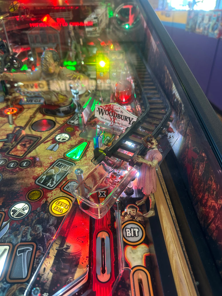 Stern Pinball LOADED The Walking Dead Premium Pinball Machine for sale ()