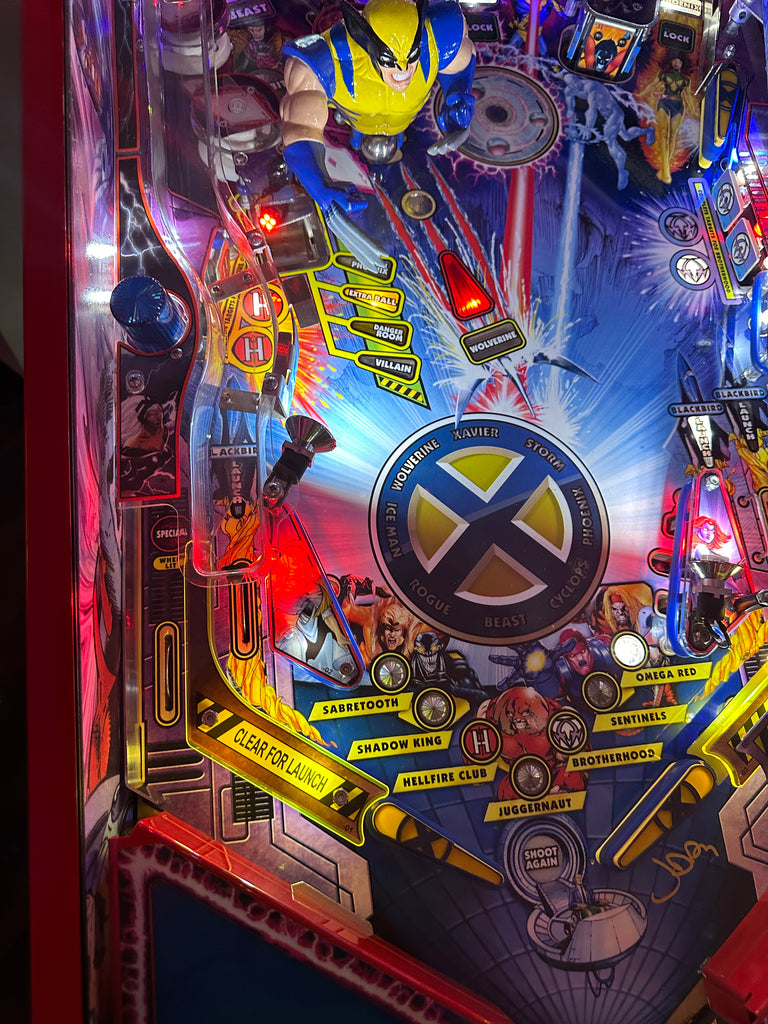 Stern Pinball LOADED X Men Limited Magneto Edition Pinball Machine for sale ()