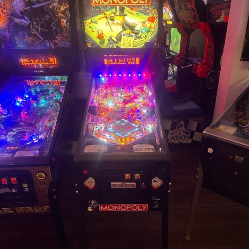 Stern Pinball Monopoly Pinball Machine for sale