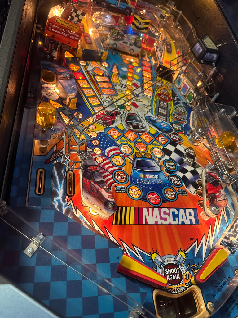 Stern Pinball NASCAR Pinball Machine for sale ()