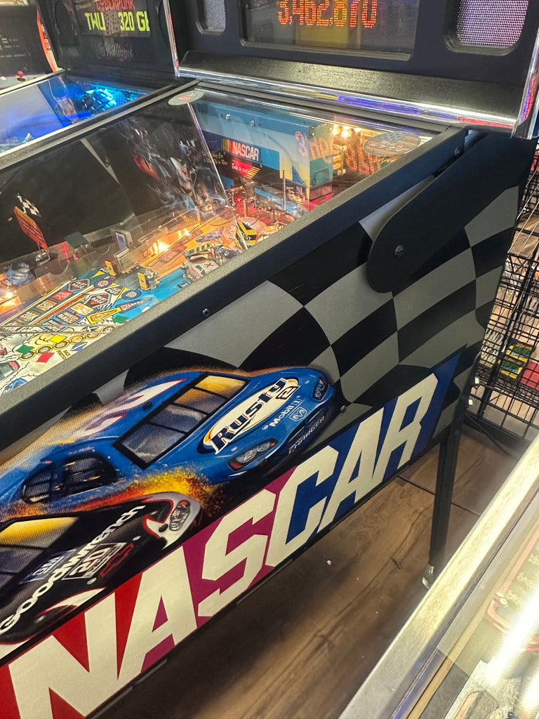 Stern Pinball NASCAR Pinball Machine for sale ()