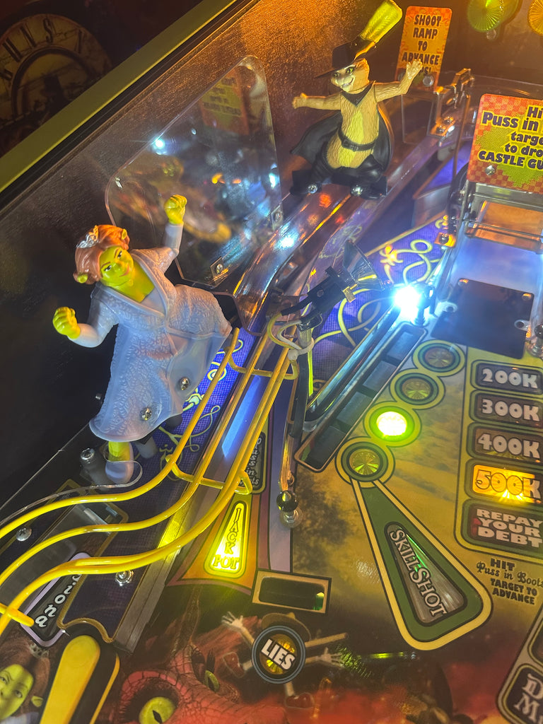 Stern Pinball Shrek Pinball Machine for sale ()