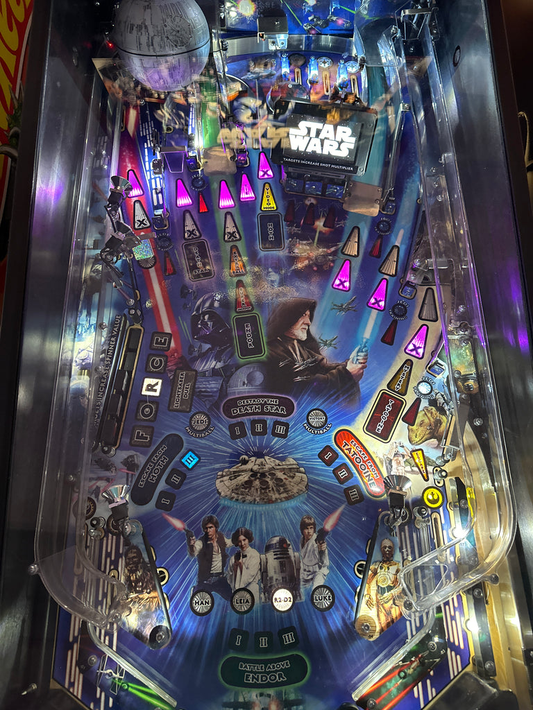 Stern Pinball Star Wars Pro Pinball Machine for sale ()