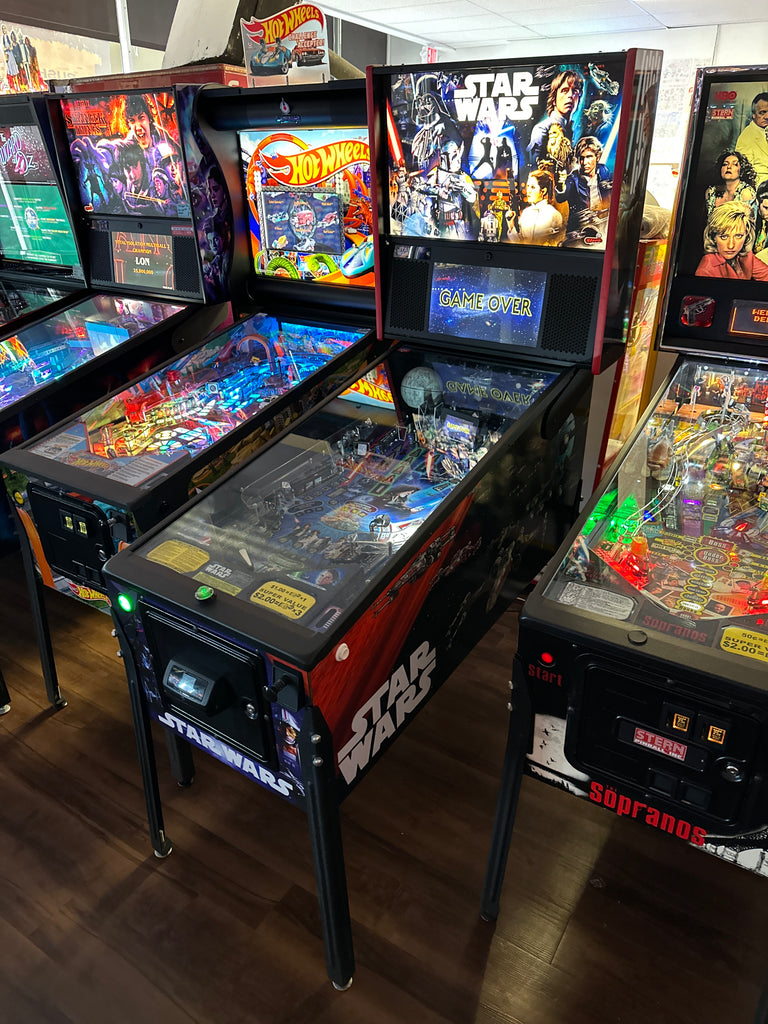 Stern Pinball Star Wars Pro Pinball Machine for sale ()