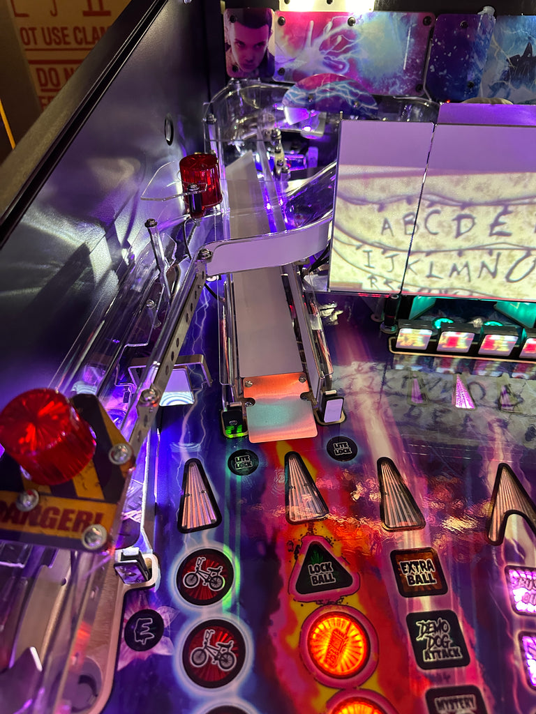 Stern Pinball Stranger Things Premium Pinball Machine for sale ()