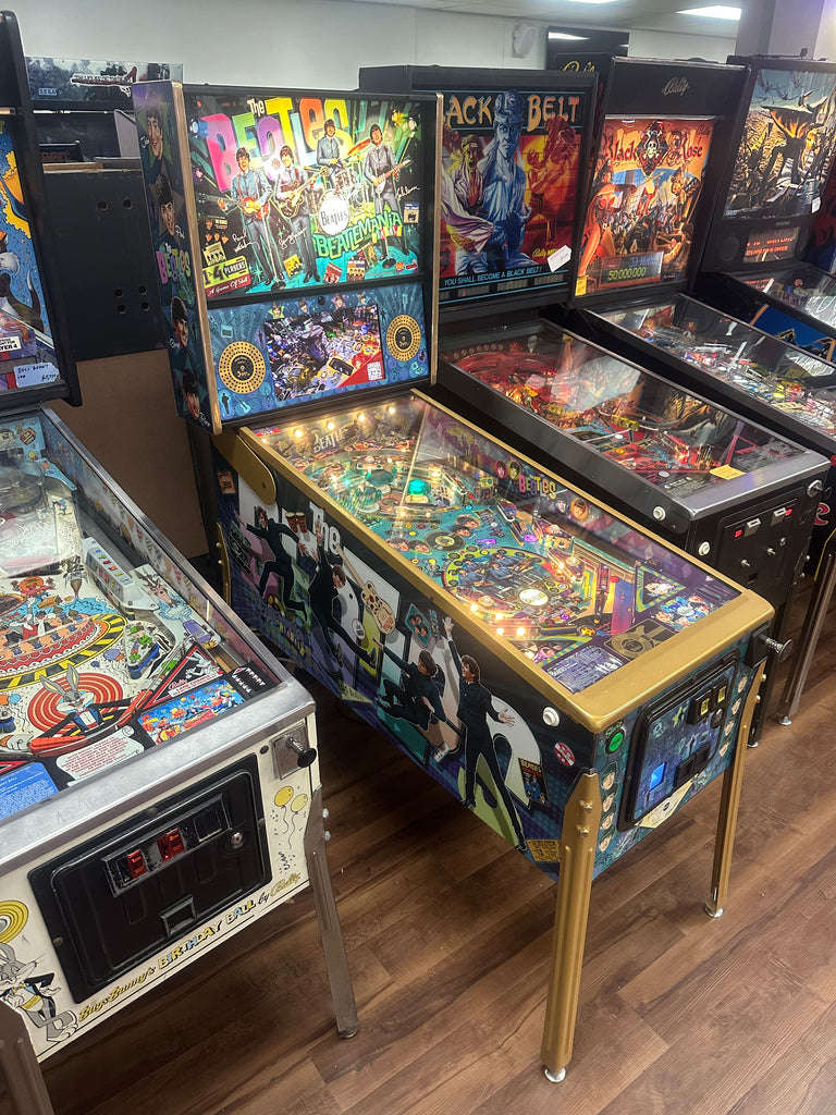 Stern Pinball The Beatles Gold Pinball Machine for sale ()