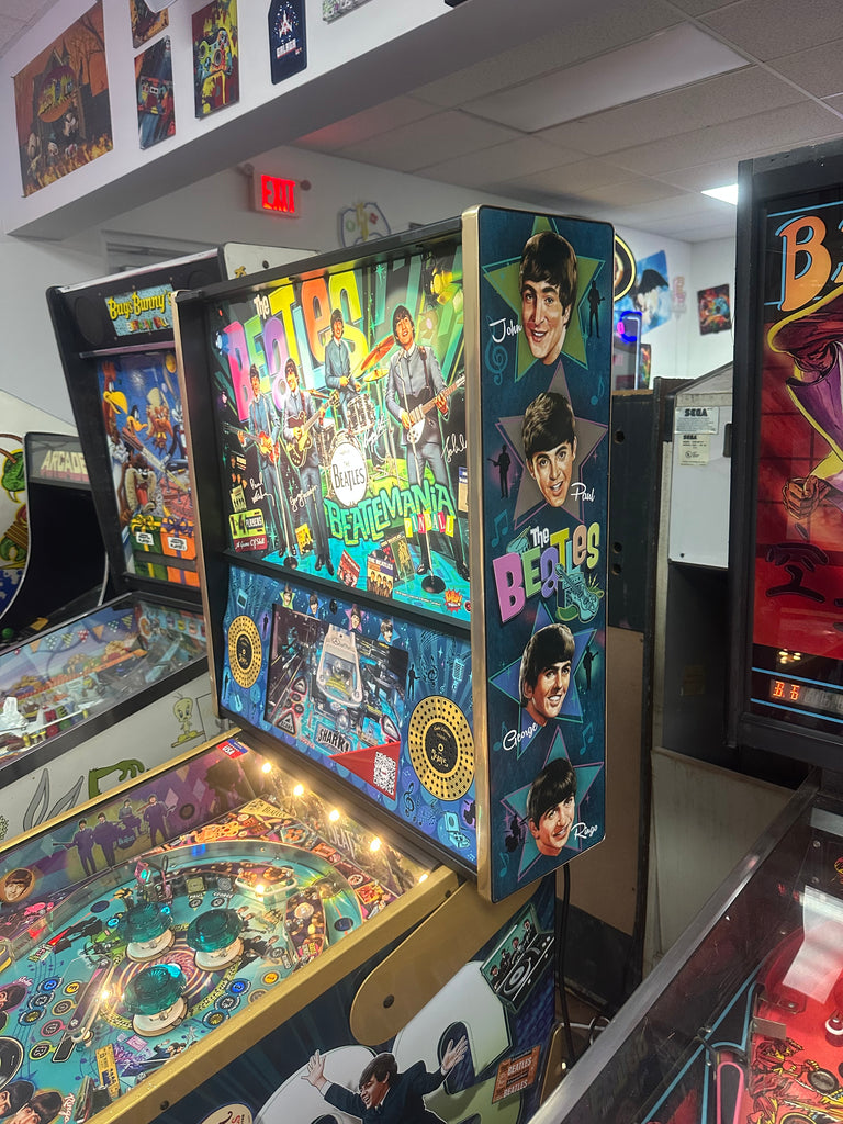 Stern Pinball The Beatles Gold Pinball Machine for sale ()