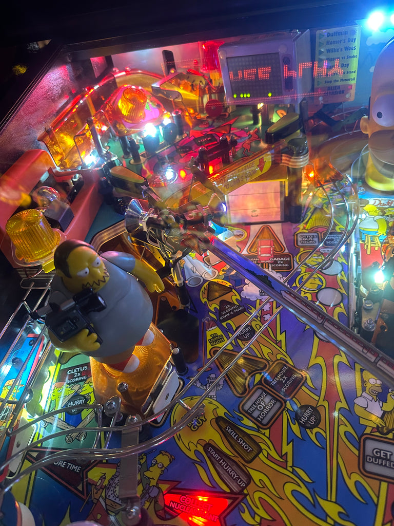 Stern Pinball The Simpsons Pinball Party Pinball Machine for sale ()