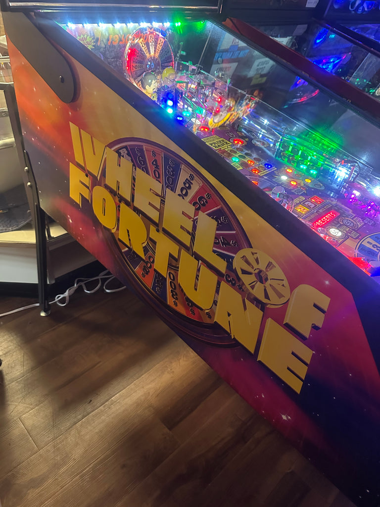 Stern Pinball Wheel of Fortune Pinball Machine for sale ()