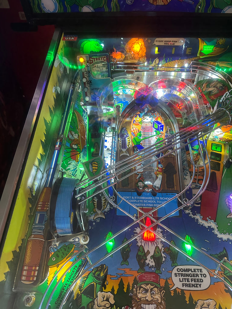 Williams LOADED Fish Tales Pinball Machine for sale ()