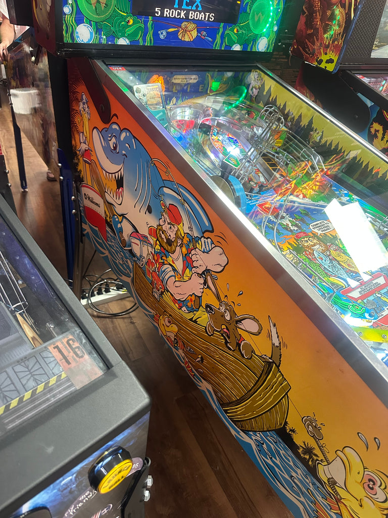 Williams LOADED Fish Tales Pinball Machine for sale ()